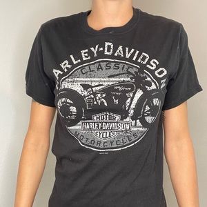 Black old school Harley Davison’s t shirt size M from Bali, Indonesia